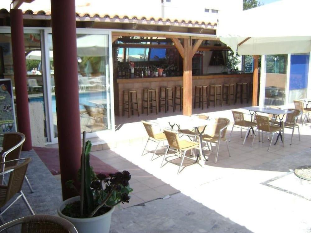 Australia Hotel Gazi Restaurant bilde